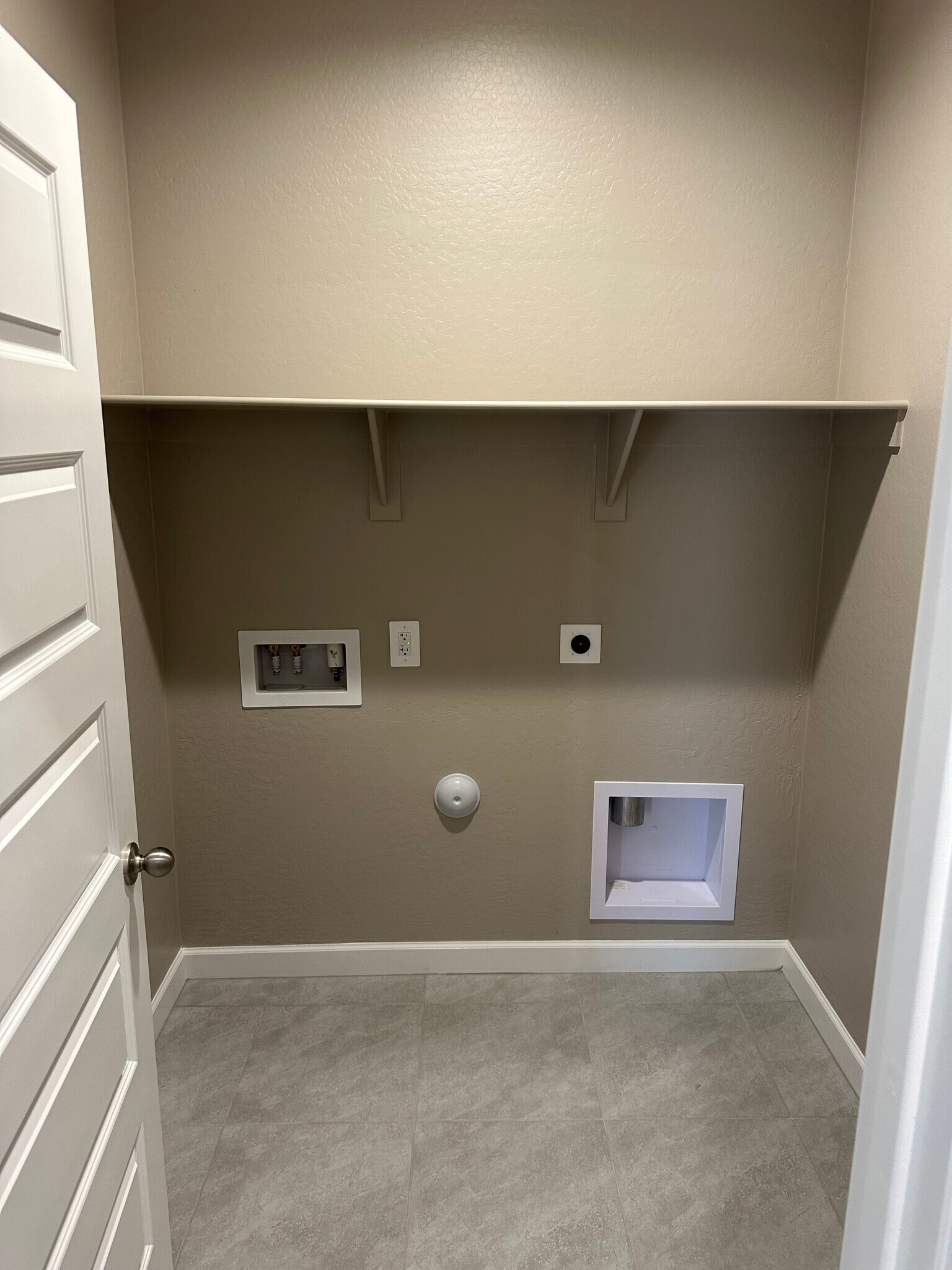Laundry Room - Wash/Dry Included - 37036 N Hinterwald Way