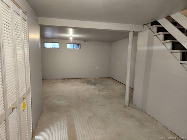 Building Photo - 1 Abbott Rd