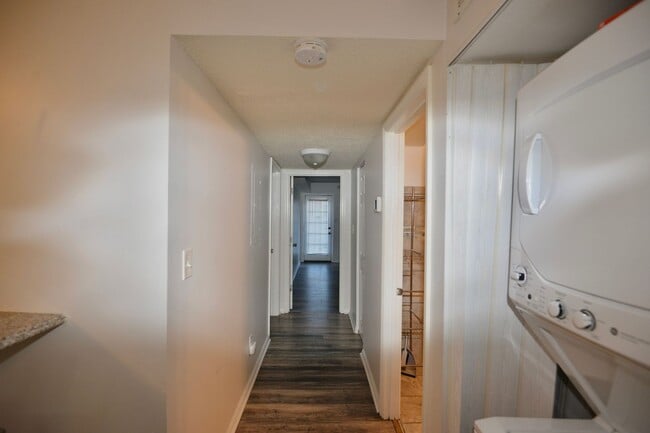 Building Photo - First Floor Condo in Norfolk