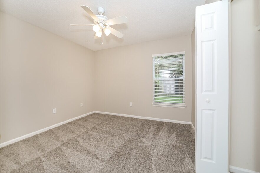 Building Photo - 2459 Woodstork Ct