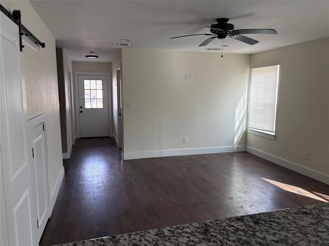 Building Photo - 152 Doolittle St