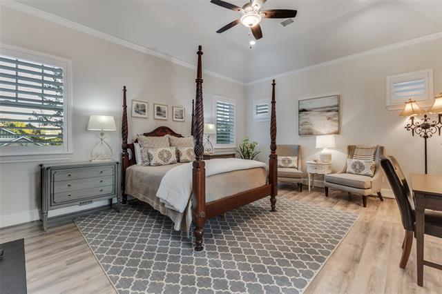 Building Photo - 1725 G Ave