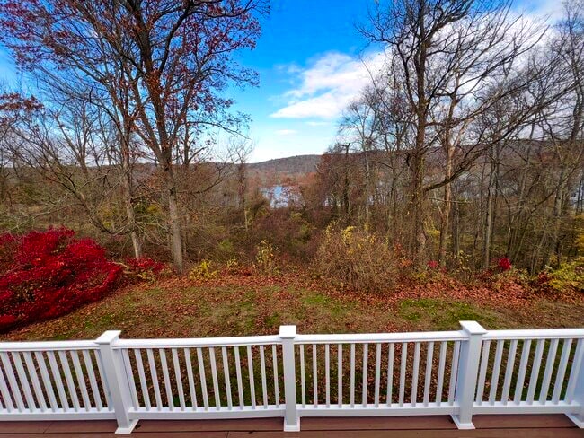 Building Photo - 524 Saybrook Rd