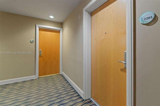 Building Photo - 253 NE 2nd St