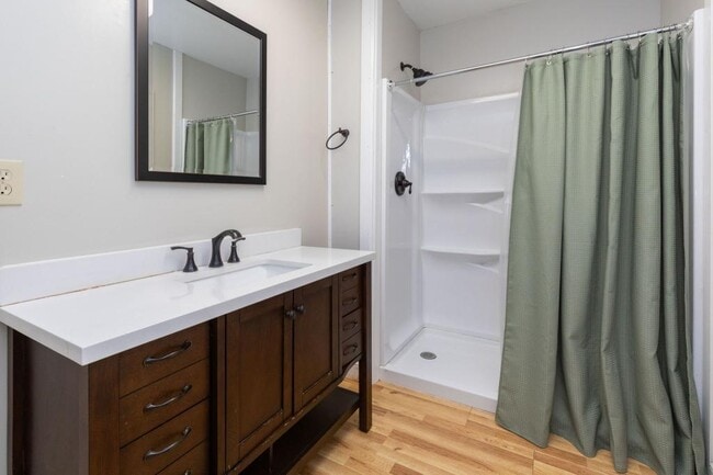 Building Photo - 88 Laurel Cove