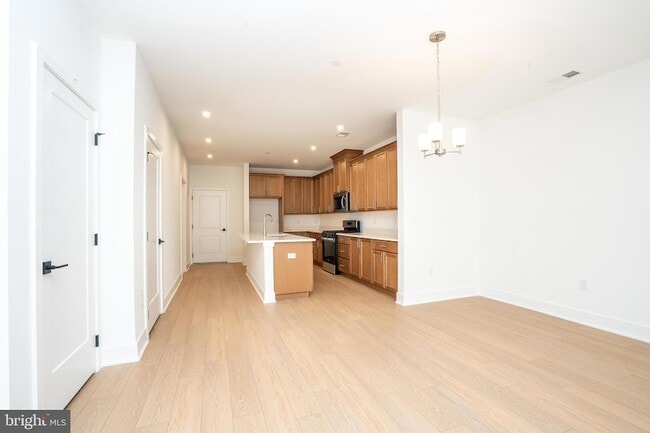 Building Photo - 8104 Donatello Dr