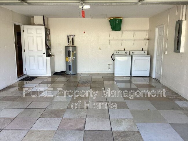 Building Photo - 461 Marion Oaks Blvd