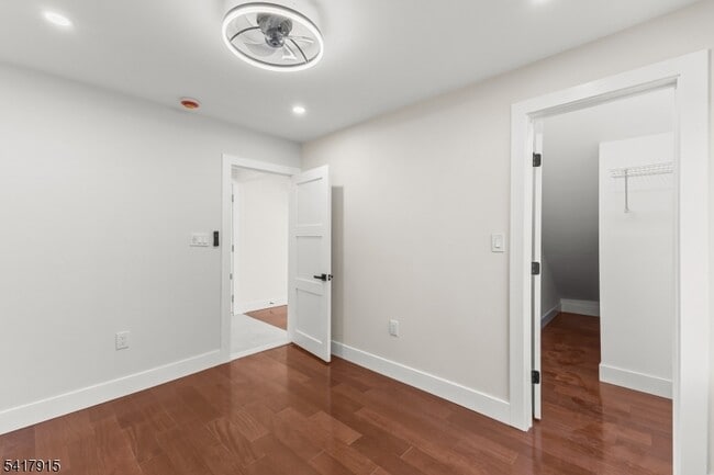 Building Photo - 633 Lafayette Ave