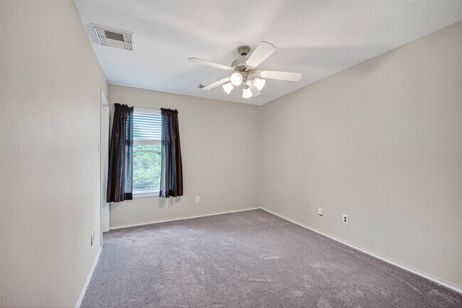 Building Photo - 12042 Clear Brook Oak St