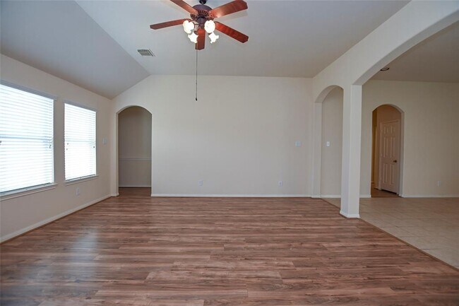 Building Photo - 19119 Canyon Ferry Ln