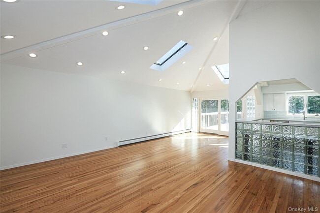 Building Photo - 118 Birchwood Park Dr