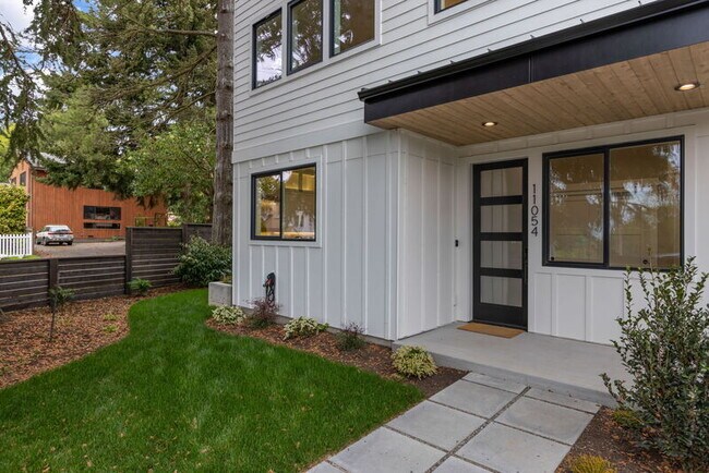 Building Photo - 11054 2nd Ave NW