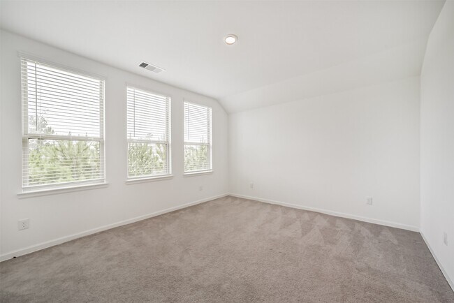 Building Photo - 547 Bristol Tide Ct