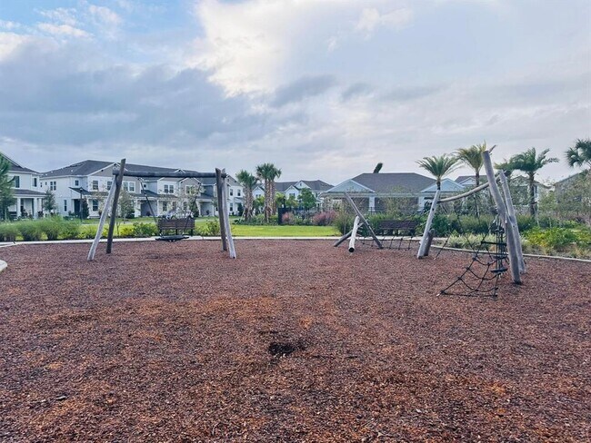 Building Photo - 13809 Luna Harvest Ave