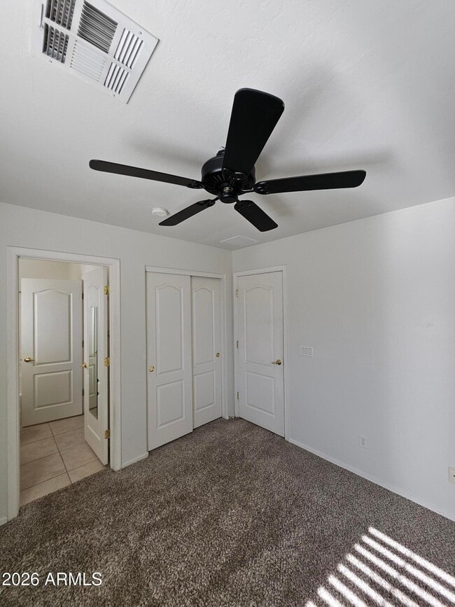 Building Photo - 3841 E Minton St