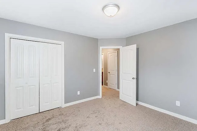 Building Photo - 1218 S Longford St