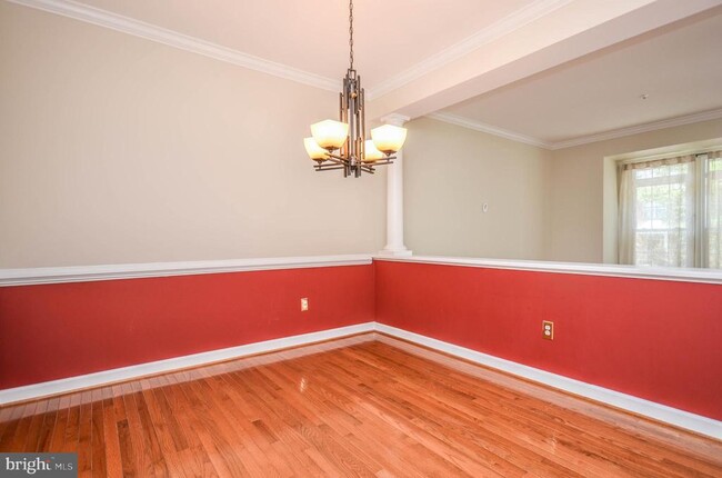 Building Photo - 13776 Lambertina Pl