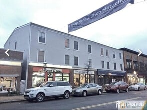 Building Photo - 431-437-437 Main St