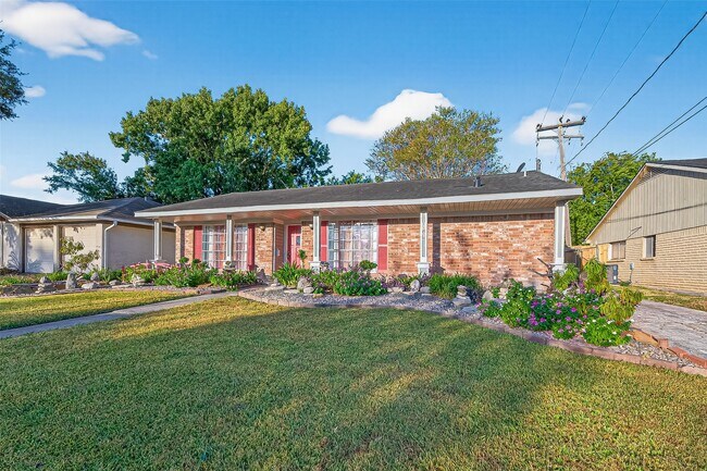 Primary Photo - 11826 Oceanview St