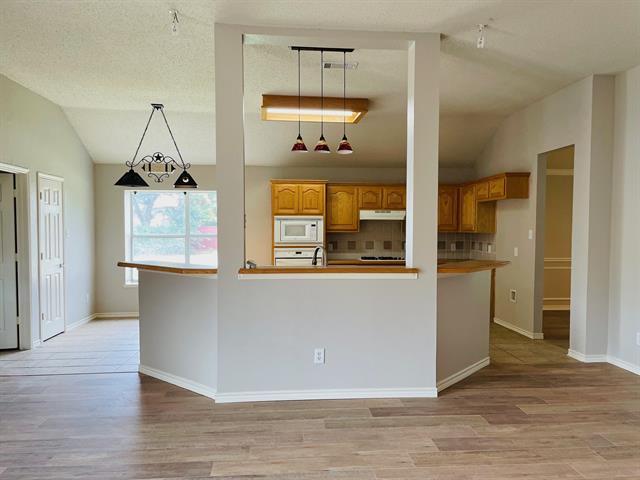 Building Photo - 5621 Flowerwood Ln