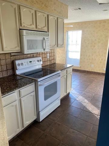 Building Photo - 1032 Gannon Dr