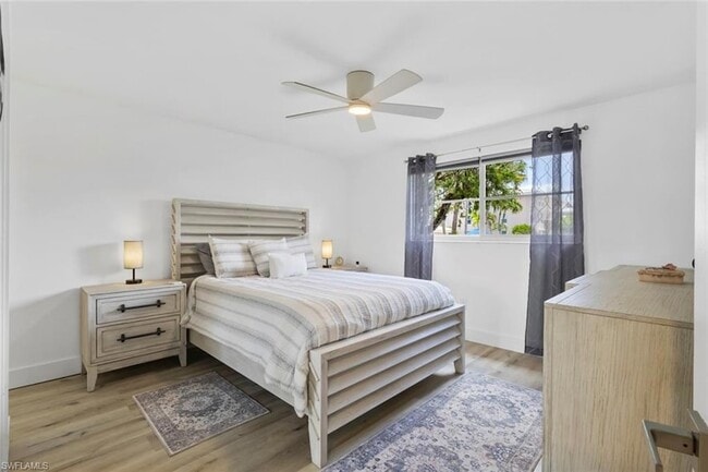 Building Photo - 1910 Gulf Shore Blvd N