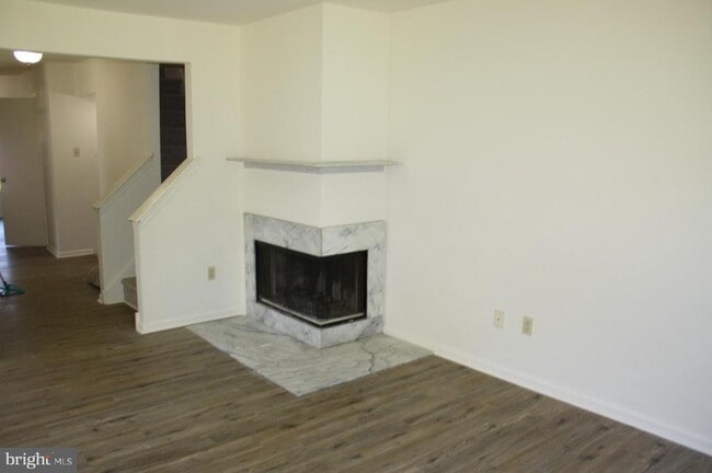 Building Photo - 516 Colgate Ct