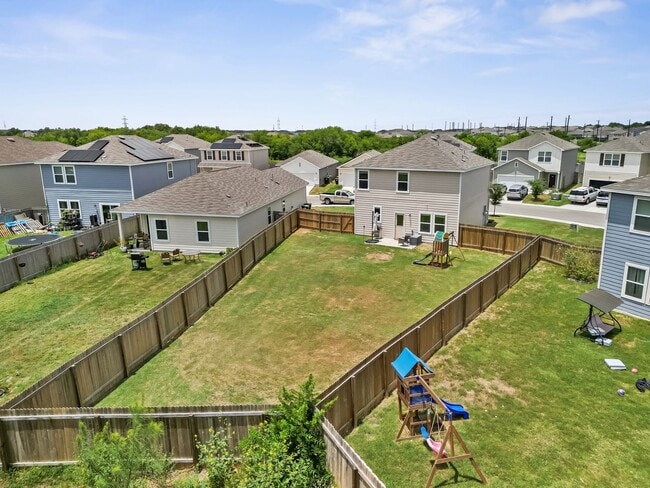 Building Photo - 5484 Rue Girard