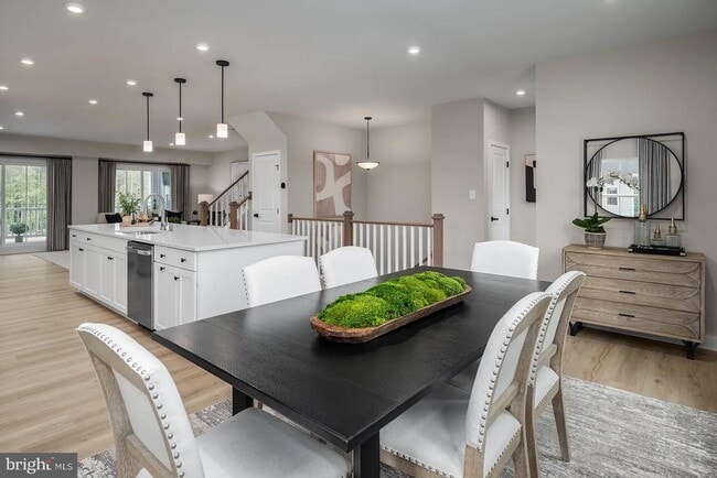 Building Photo - 8249 WILLOWBEND TURN