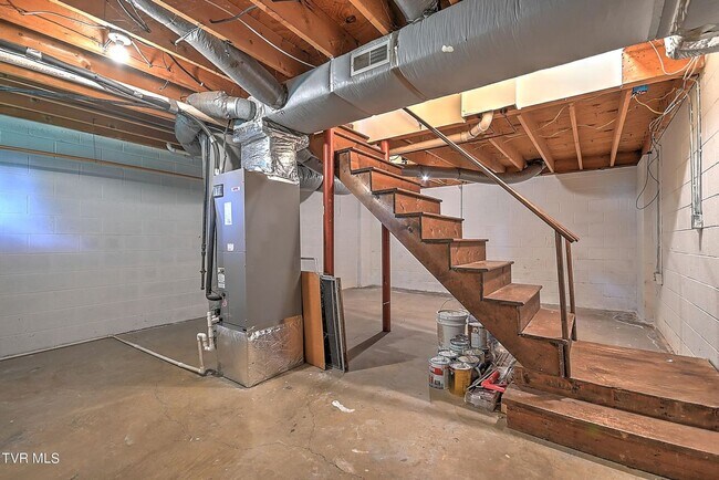 Building Photo - Bellhaven townhouse