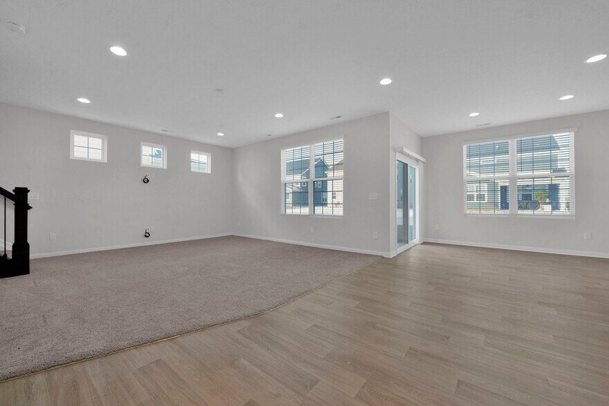 Building Photo - 12065 Landon Dr