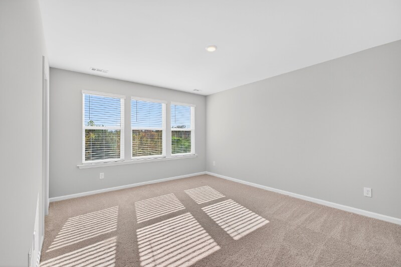 Building Photo - 315 Chesapeake Cmns St