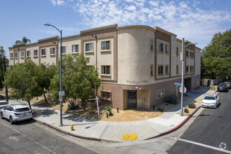 Building Photo - Woodman Plaza