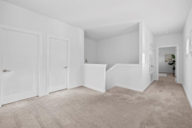 Building Photo - 6800 Menchaca Rd