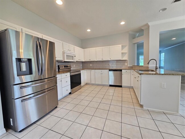 Building Photo - 5903 Phoebenest Dr