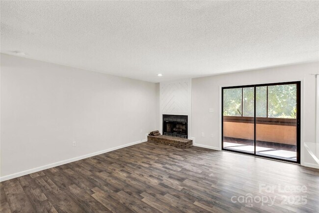 Building Photo - 7205 Winery Ln