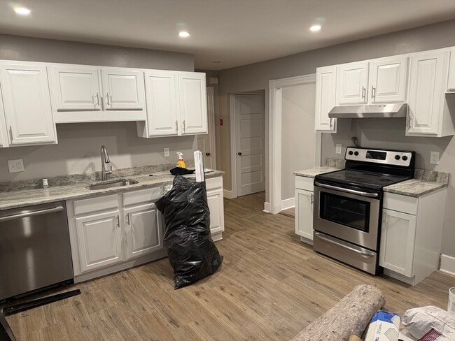 Building Photo - 157 East St