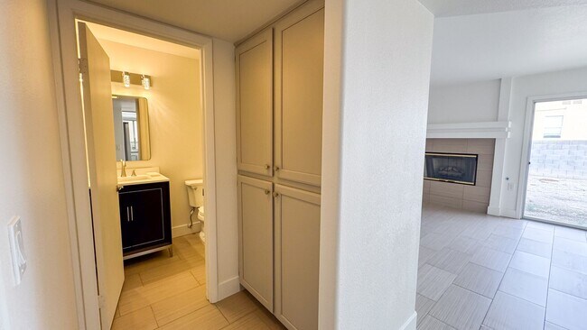 Building Photo - 3-Bed, 2.5-Bath Summerlin Home with Modern Upgrades & Upstairs Laundry