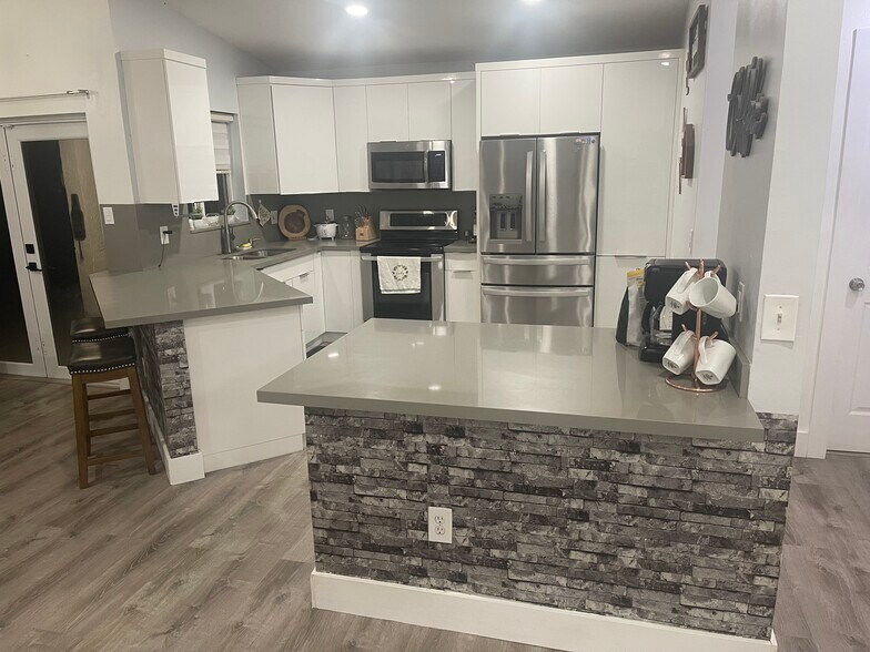 Building Photo - 24851 SW 120th Pl