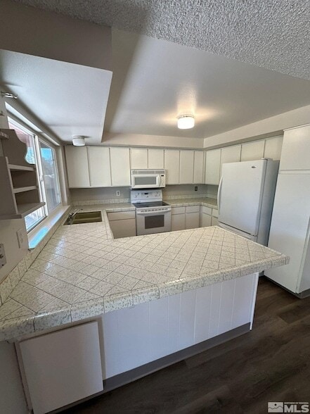 Building Photo - 462 Steffanie Wy