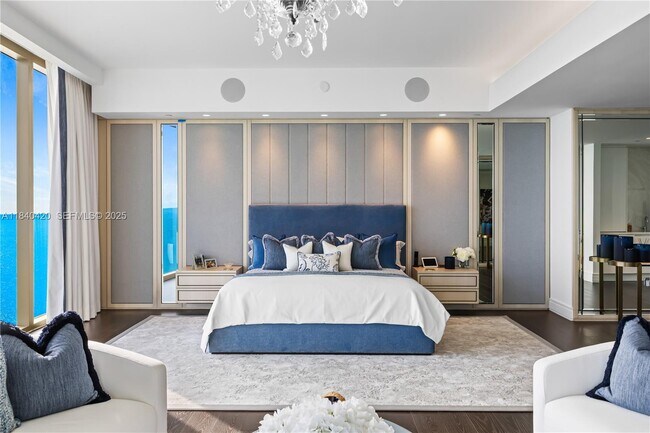 Building Photo - 17901 Collins Ave