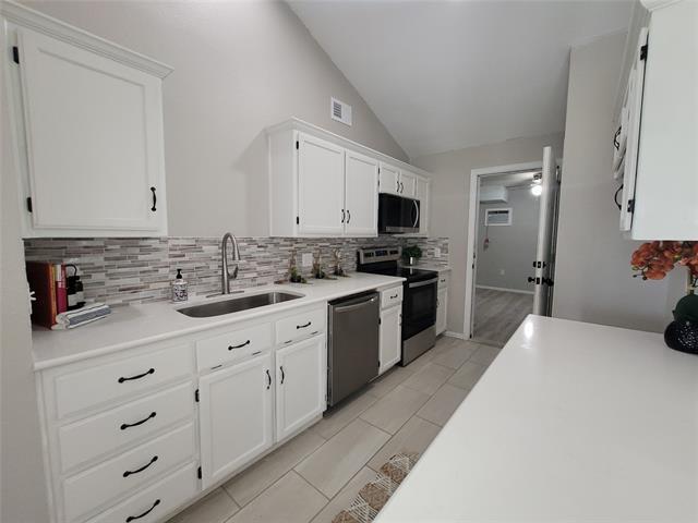 Building Photo - 608 Concho Dr