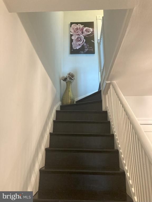 Building Photo - 337 Kentucky Ave SE