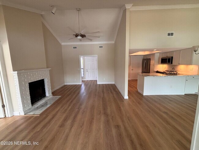 Building Photo - 7827 Fawn Brook Cir E