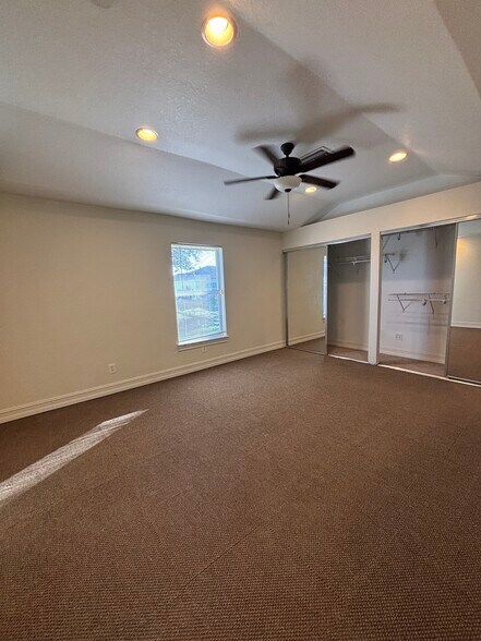 Building Photo - 3013 14th St SW