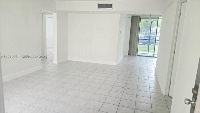 Building Photo - 8650 SW 133rd Avenue Rd