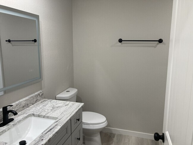 Building Photo - 10423 Preston Ct