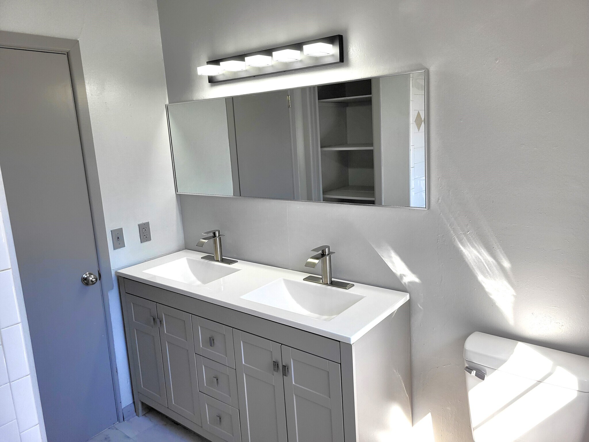 Building Photo - 4203 Preston Dr