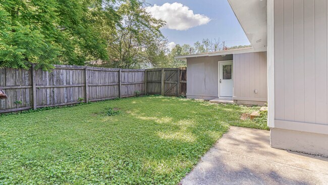 Building Photo - 2126 Evans Ave NW