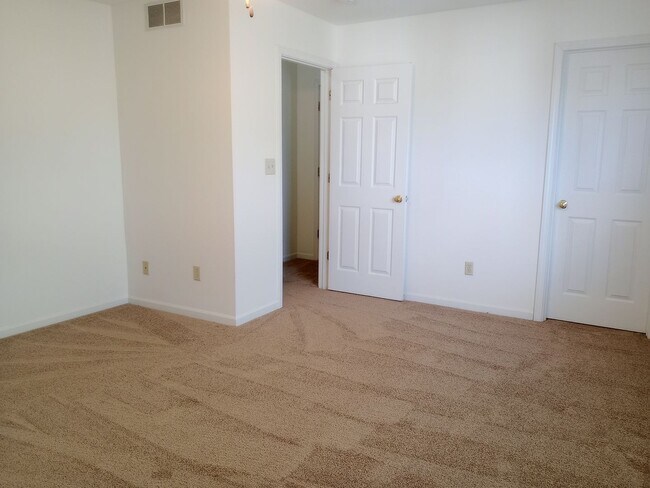 Building Photo - 3504-3506 Delmar Ct.